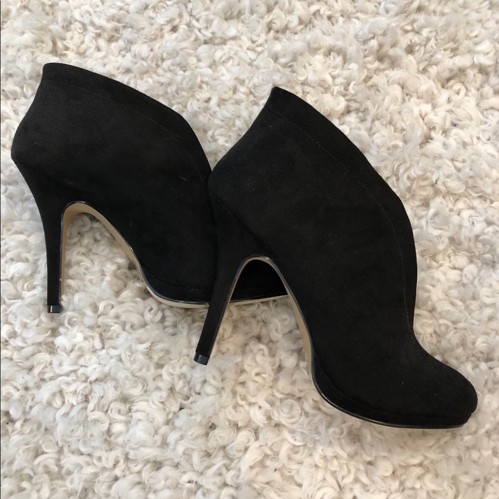 Black heals